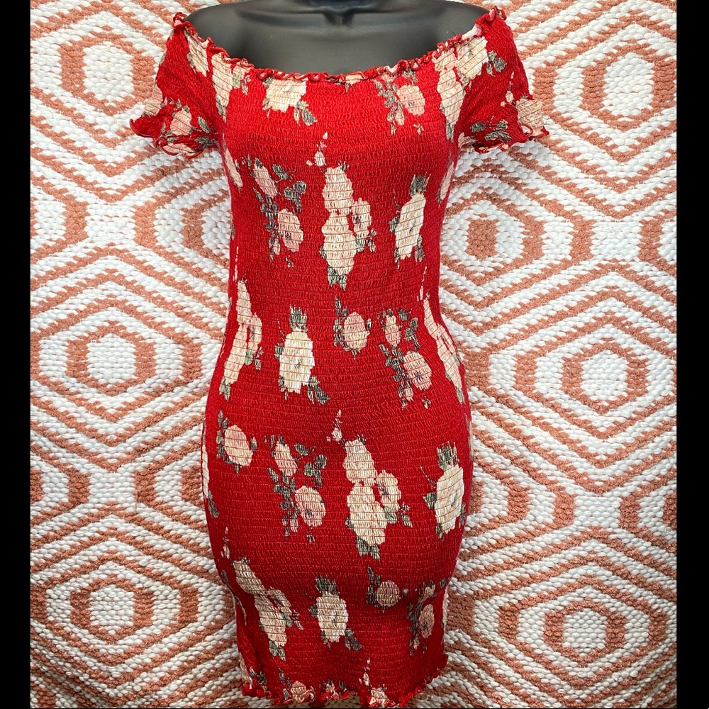 Red Dress Beige flowers